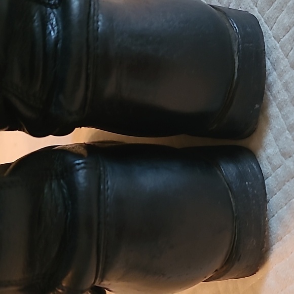 Frye Veronica Short Boots, Black, Women's Size 9 - Picture 5 of 8